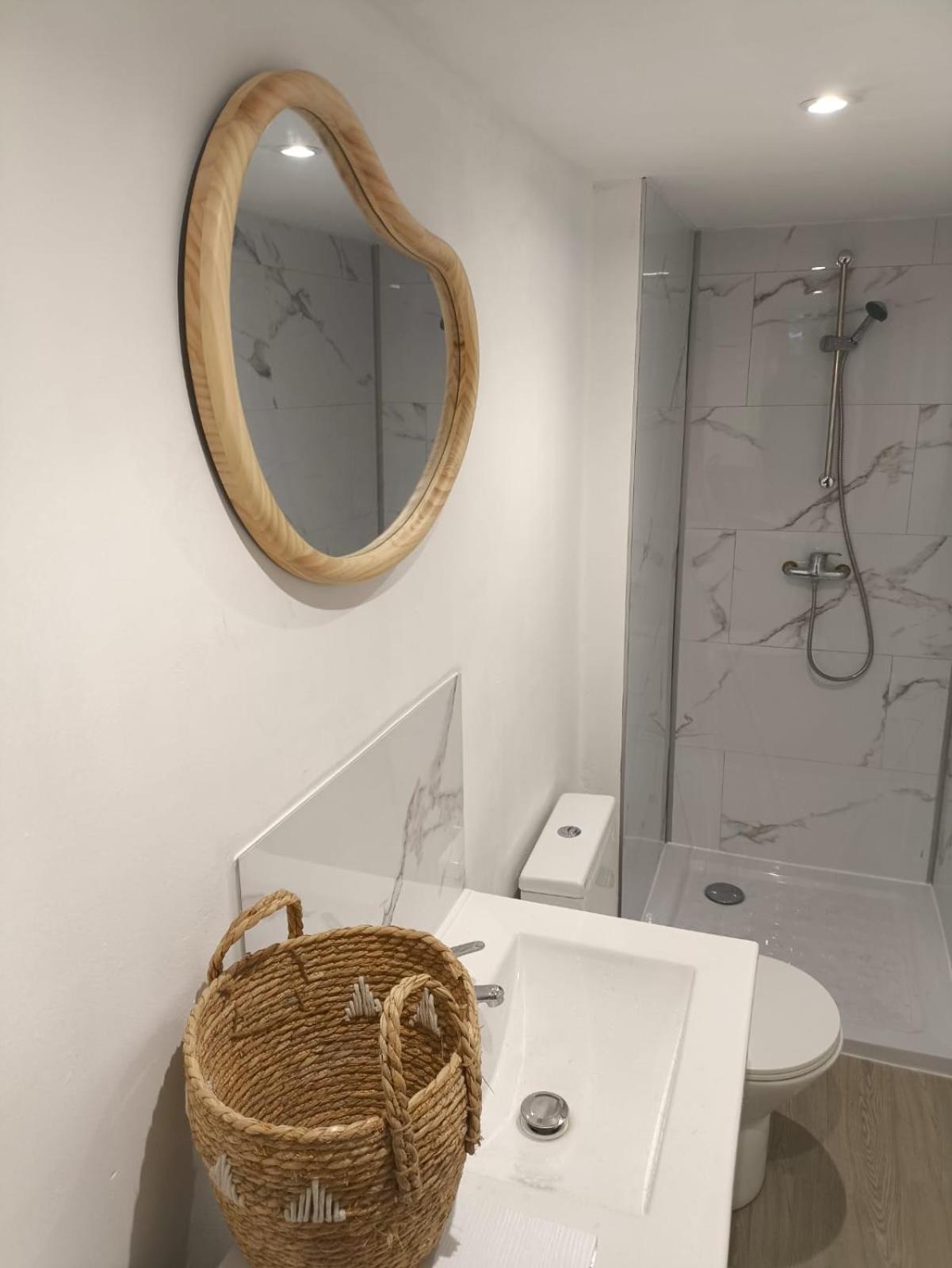 Cocon Avec Spa Dans Le Centre Boulogne-sur-Mer Exterior foto